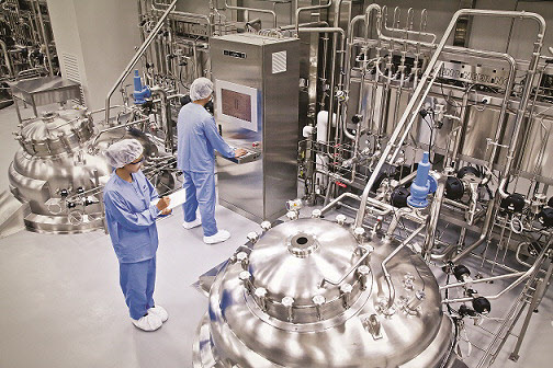 Samsung BioLogics P1 Bioreactor Hall_2
