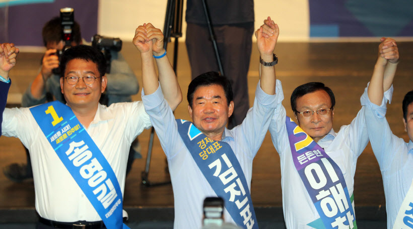 대전서 지지호소하는 민주당 대표 후보들