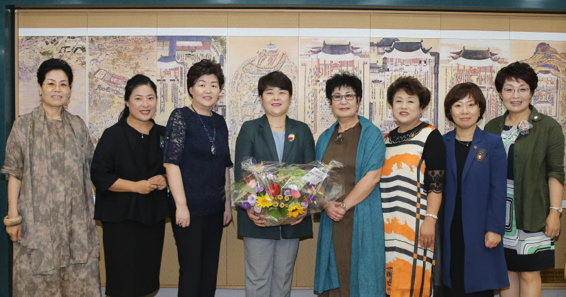 수원시의회 조명자 의장 여성단체 협의회 관계자와 간담회