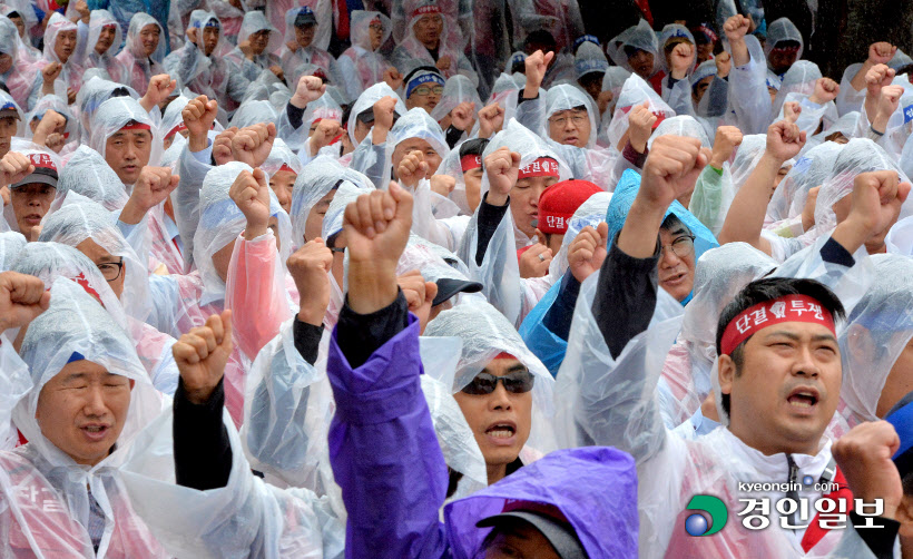 [경인포토]수원 용남고속 파업 집회