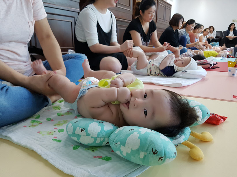 가평군 모자보건사업(베이비마사지교실)