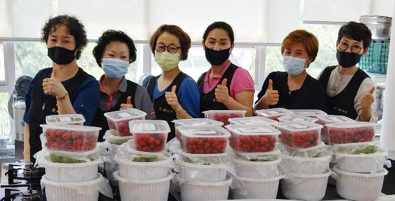 동두천 '맛있는 메아리', 밑반찬소외계층 전달