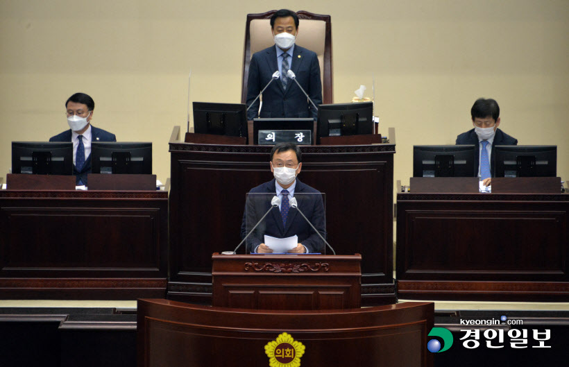 [포토]5분 자유발언하는 민경선 경기도의회 의원