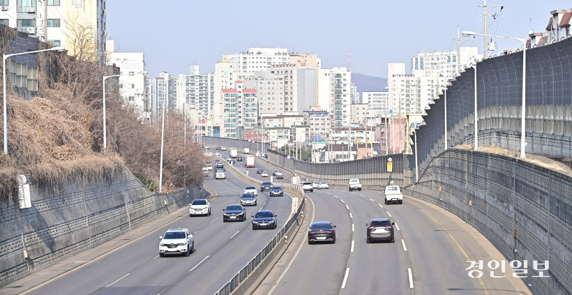 인천 도심 가로지르는 경인고속도로일반화구간, 경인선 지하화