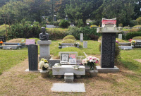 전태일 열사 50주년… 남양주 모란공원 묘소를 찾다