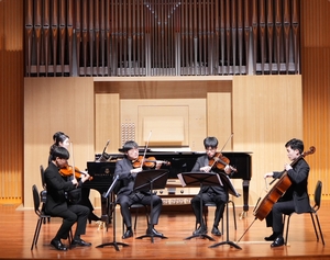 인천 장애인예술단 '미라클 예술단'이 펼치는 2024 신년음악회 '세상의 모든 왈츠'
