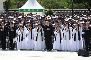 윤 대통령, 5·18 민주화운동 기념식 참석...“5월 광주의 뜨거운 연대가 자유와 변영 토대”