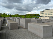독일 수도 한복판 우뚝 서있는 2710개의 비극